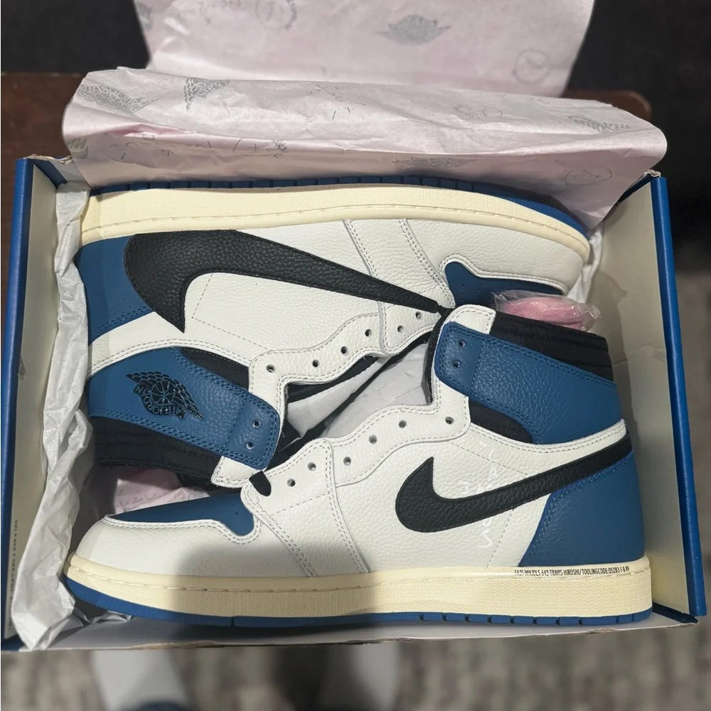 Nike Jordan 1 Retro High OG SP - Picture 5 of 14